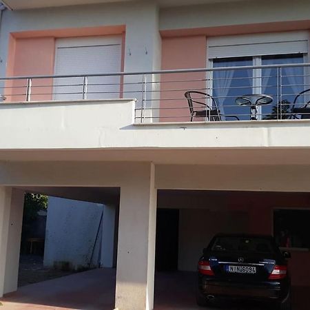 Tassos Apartment เนอา มิคานิโอนา ภายนอก รูปภาพ