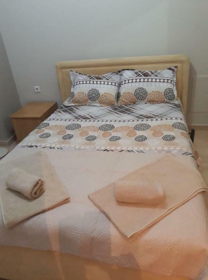Tassos Apartment เนอา มิคานิโอนา ภายนอก รูปภาพ