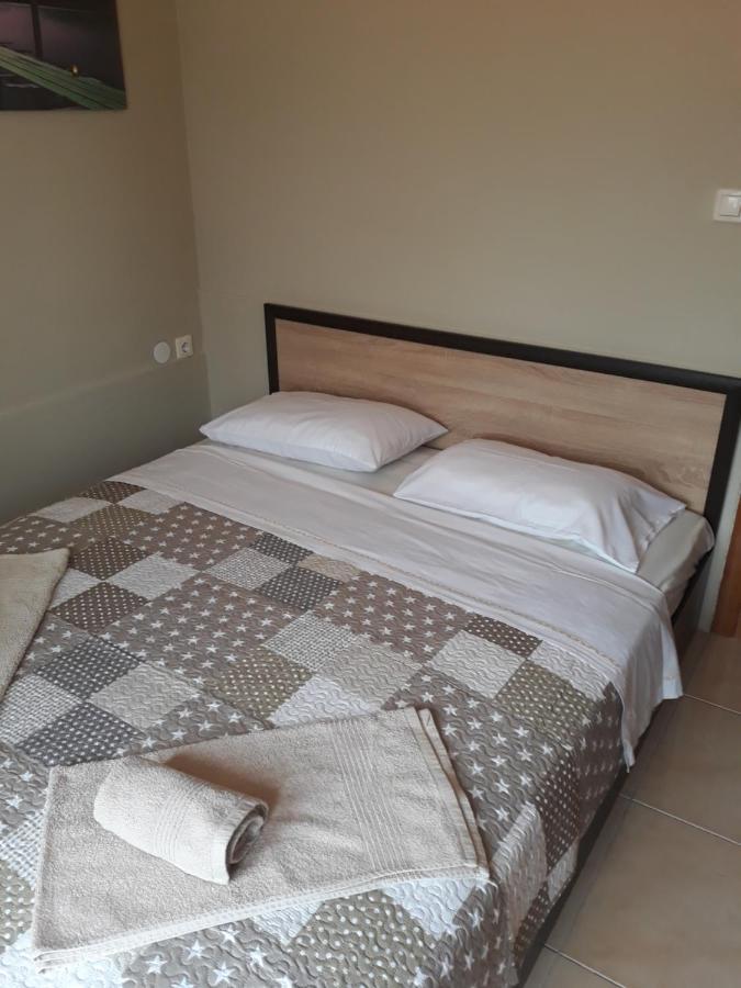 Tassos Apartment เนอา มิคานิโอนา ภายนอก รูปภาพ