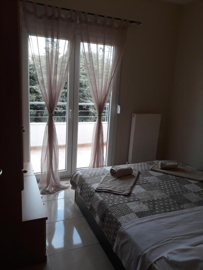 Tassos Apartment เนอา มิคานิโอนา ภายนอก รูปภาพ