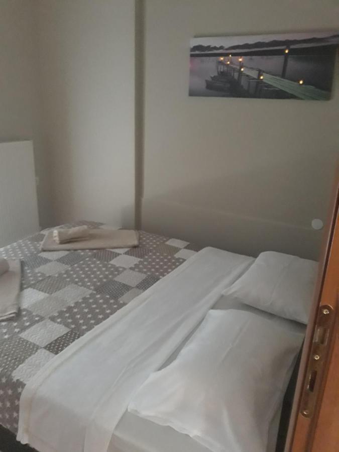 Tassos Apartment เนอา มิคานิโอนา ภายนอก รูปภาพ